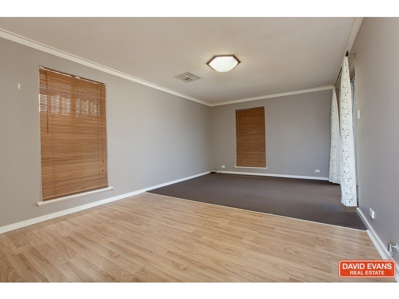 19 Townsend Road, Rockingham WA 6168