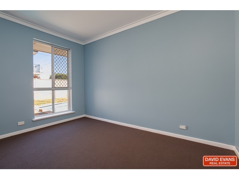19 Townsend Road, Rockingham WA 6168