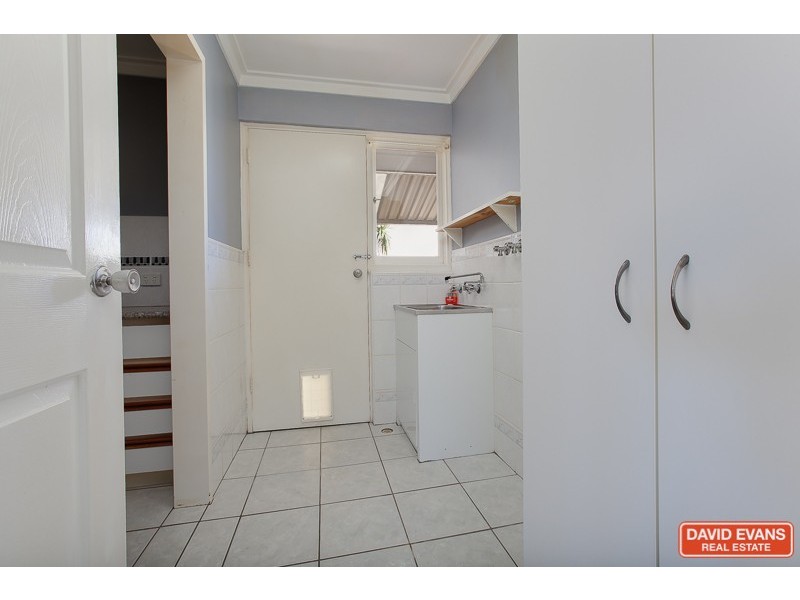 19 Townsend Road, Rockingham WA 6168