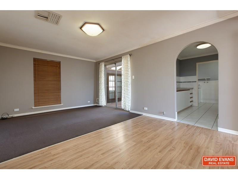 19 Townsend Road, Rockingham WA 6168