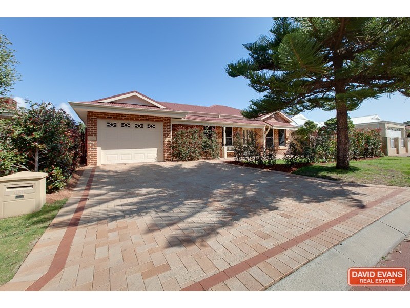 35 Galway Gardens, Warnbro WA 6169