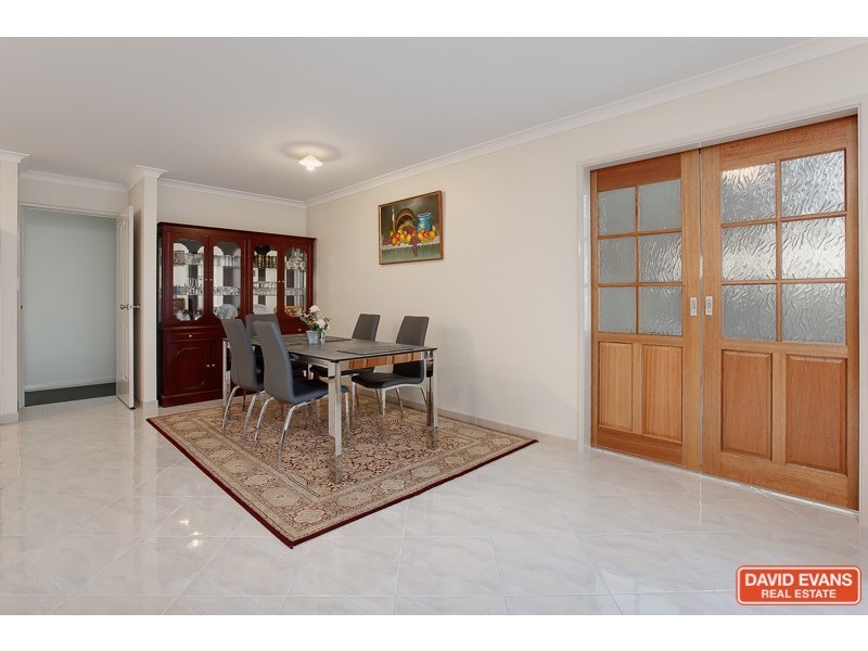 26 Parkland Drive, Warnbro WA 6169