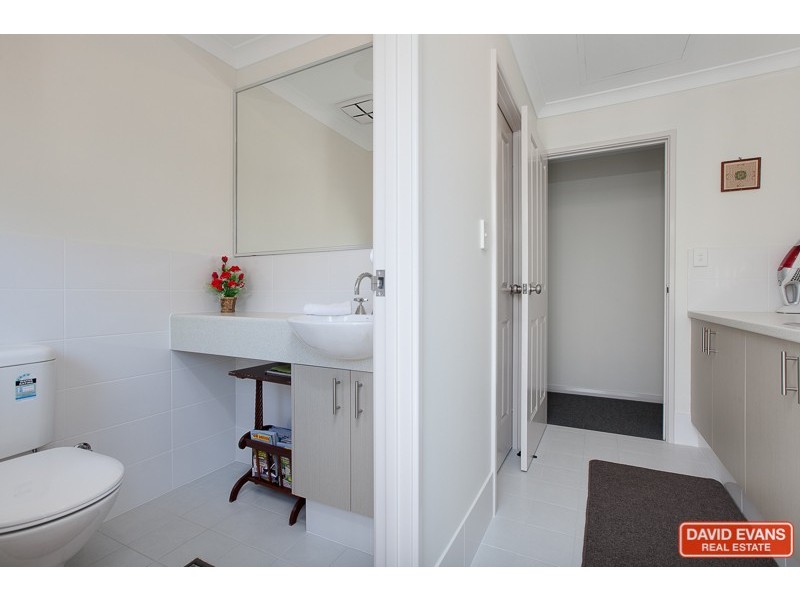 26 Parkland Drive, Warnbro WA 6169