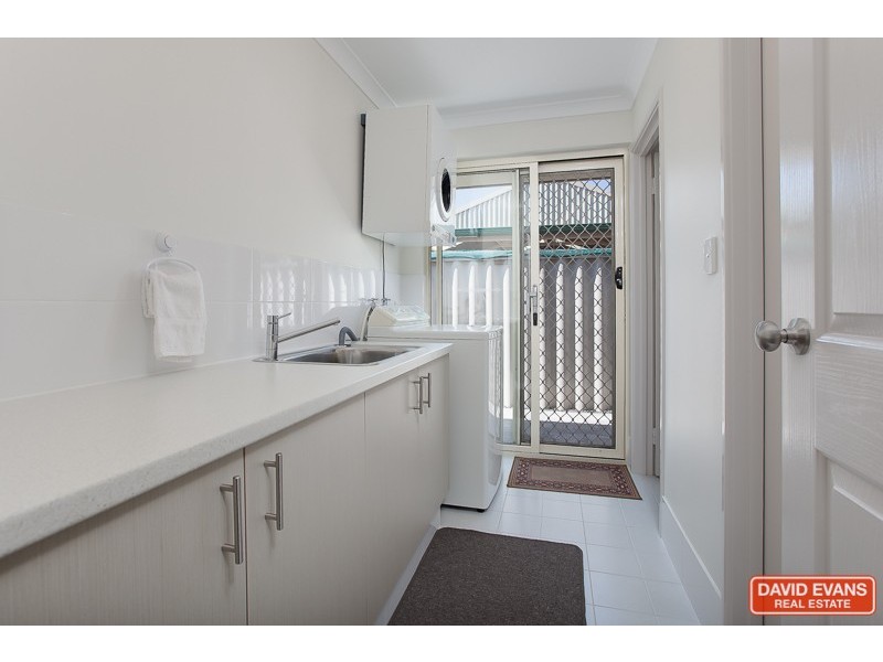 26 Parkland Drive, Warnbro WA 6169