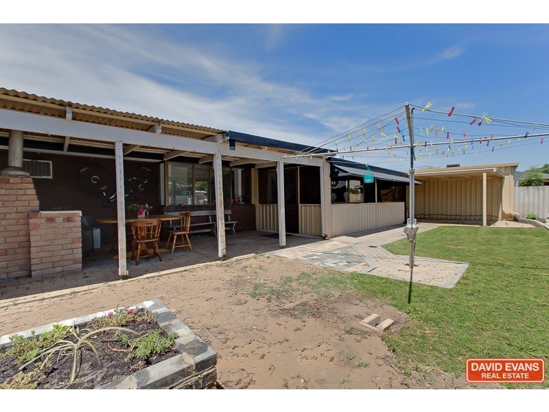 2 Breaden Drive, Cooloongup WA 6168