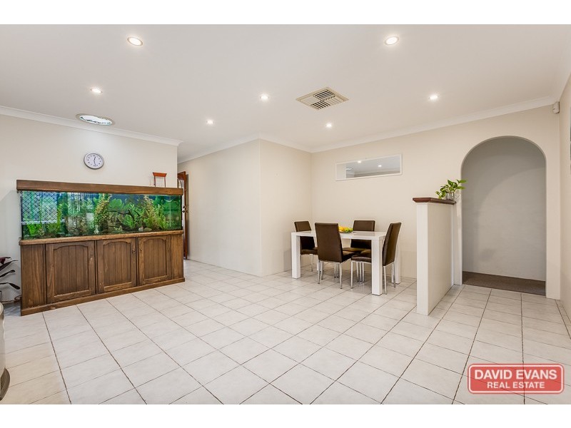 23 Montego Close, Safety Bay WA 6169