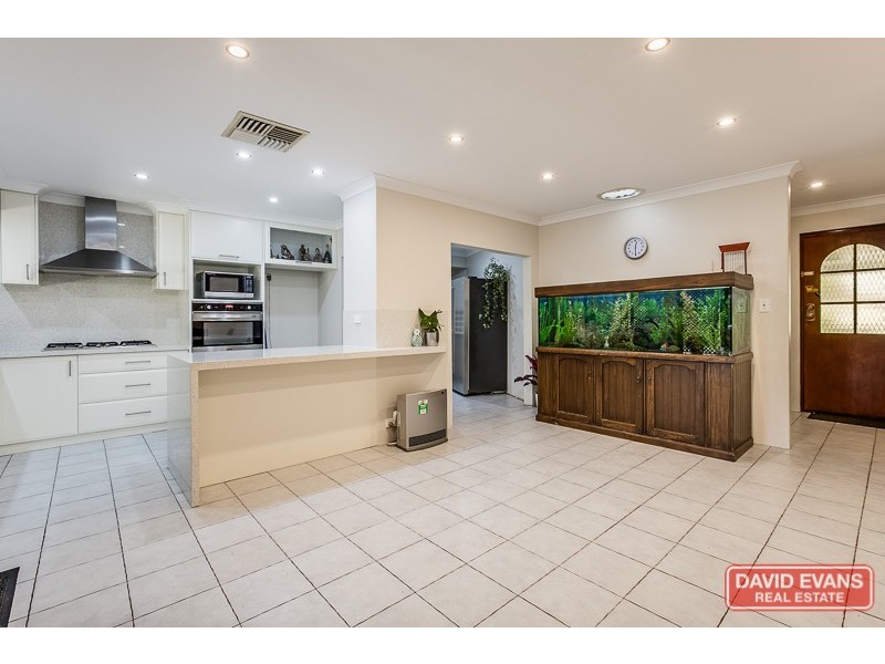 23 Montego Close, Safety Bay WA 6169