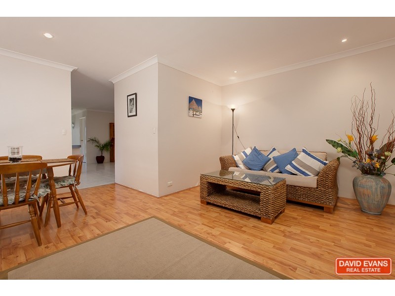 10 Tangaroa Close, Cooloongup WA 6168