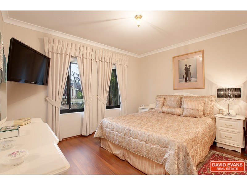 108 Aurora Drive, Atwell WA 6164