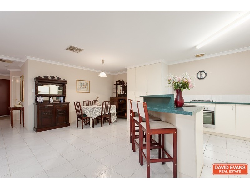 108 Aurora Drive, Atwell WA 6164