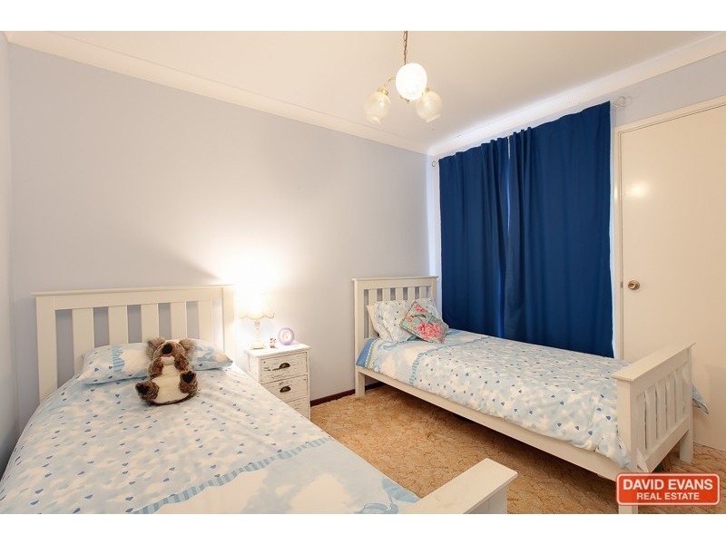 14 Dargin Way, Rockingham WA 6168