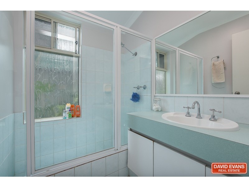 27 Helena Road, Cooloongup WA 6168