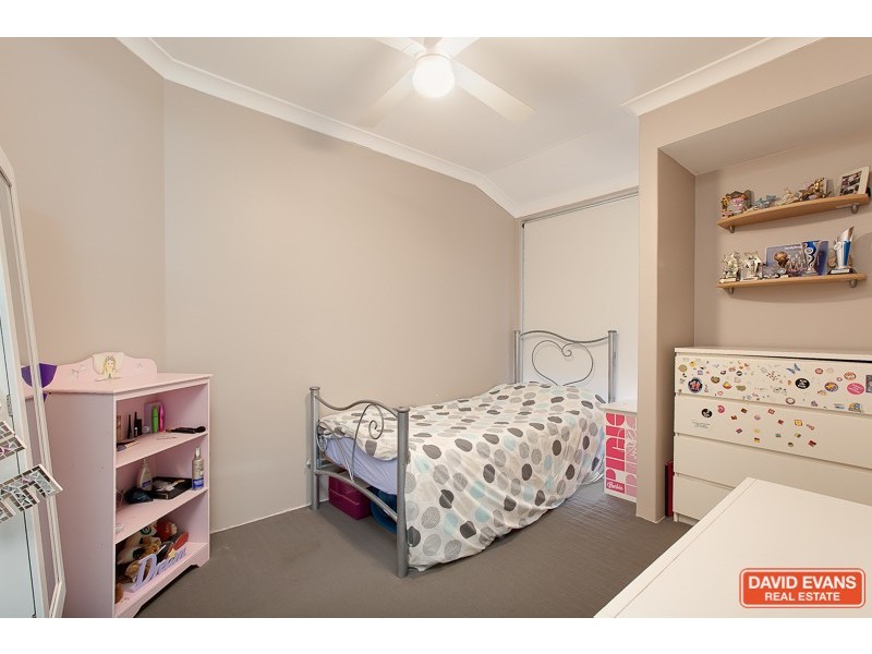 27 Helena Road, Cooloongup WA 6168