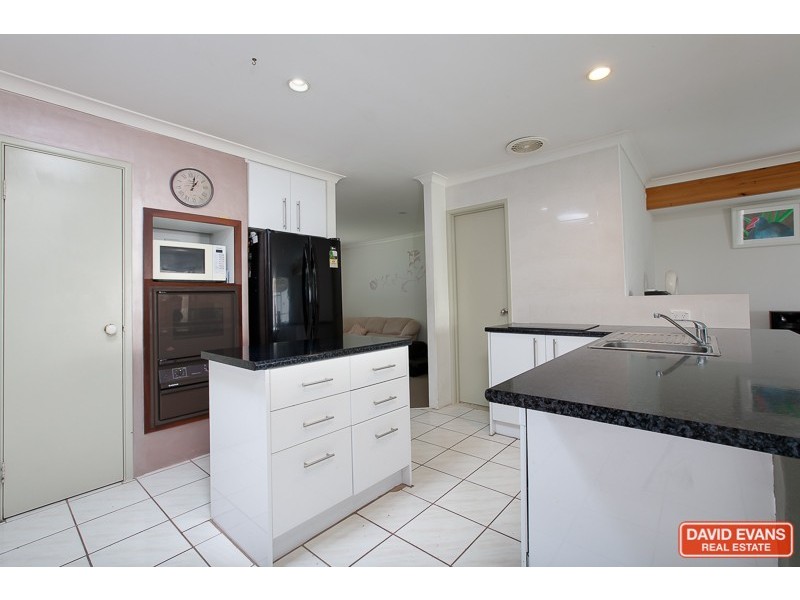 14 Bounty Court, Port Kennedy WA 6172