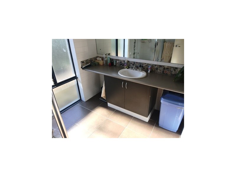 19 Fitzgibbon Rd, Rockingham WA 6168