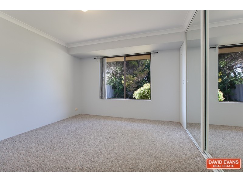 14 Kerswell Way, Warnbro WA 6169