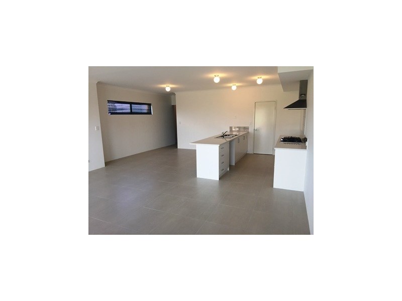 14 Shore Lane, Port Kennedy WA 6172