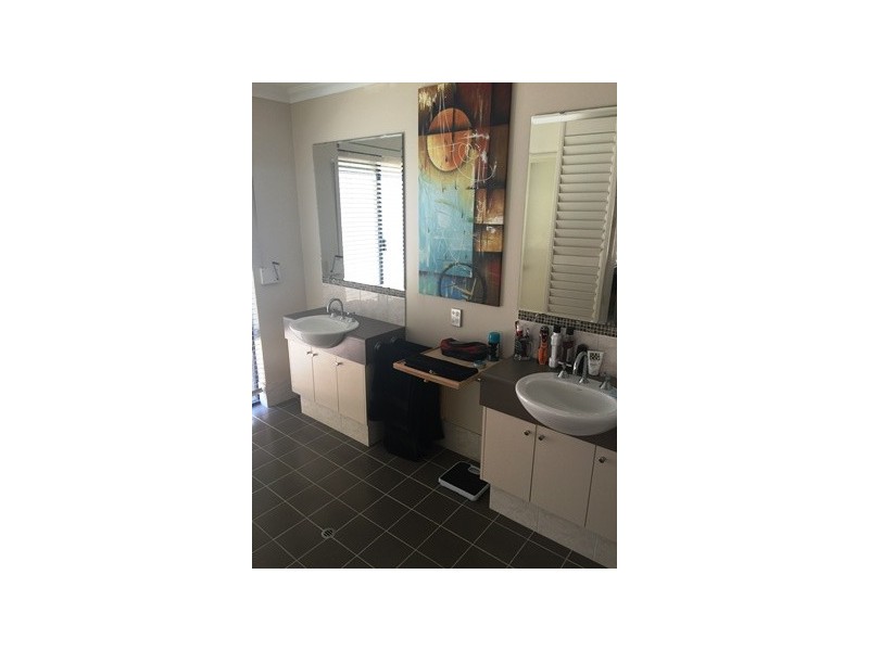 9 Nottely Crescent, Secret Harbour WA 6173