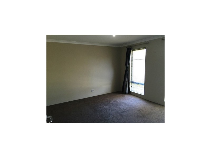14 Beauchamp Loop, Wellard WA 6170