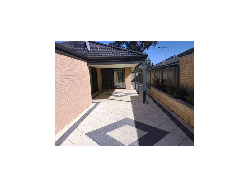 14 Beauchamp Loop, Wellard WA 6170