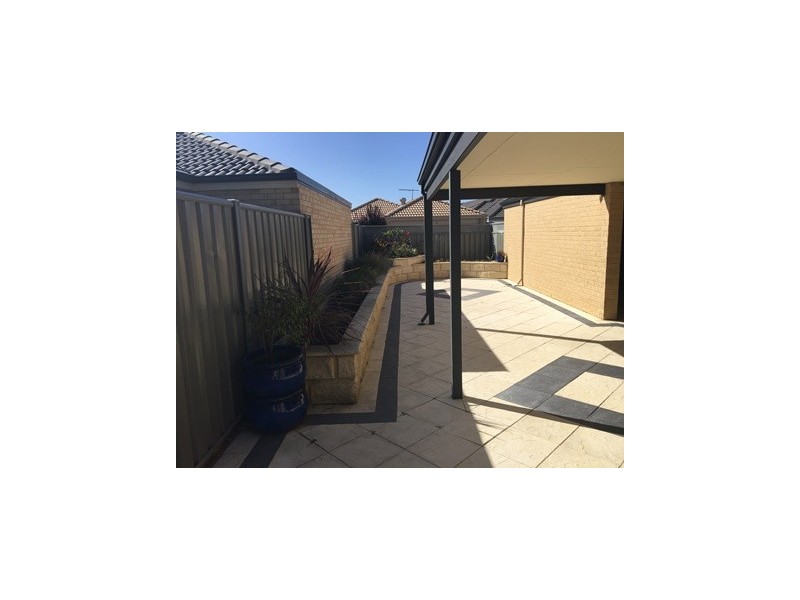 14 Beauchamp Loop, Wellard WA 6170