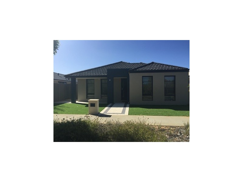14 Beauchamp Loop, Wellard WA 6170