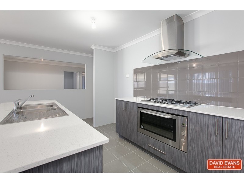 12 Tetbury Way, Wellard WA 6170