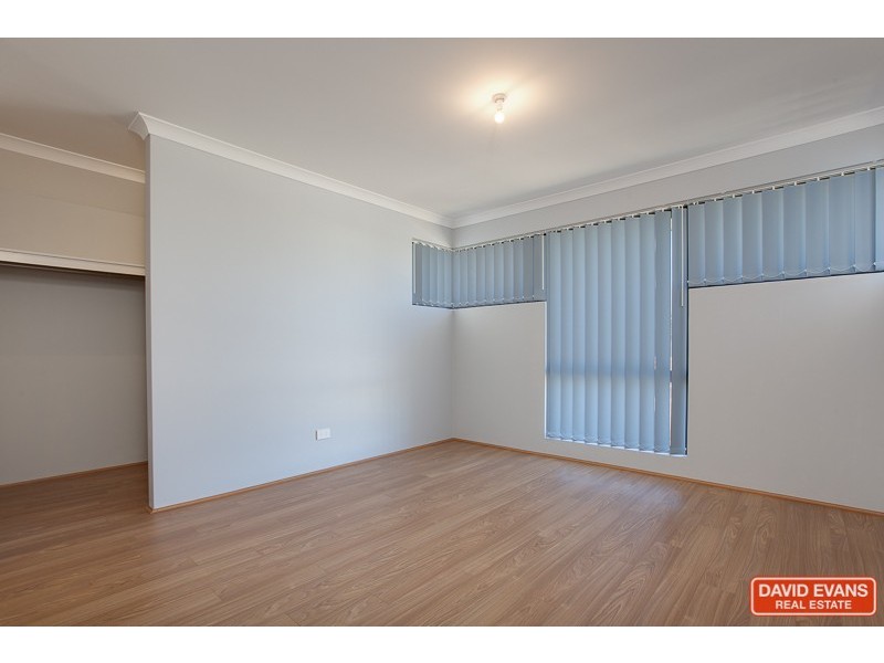 12 Tetbury Way, Wellard WA 6170