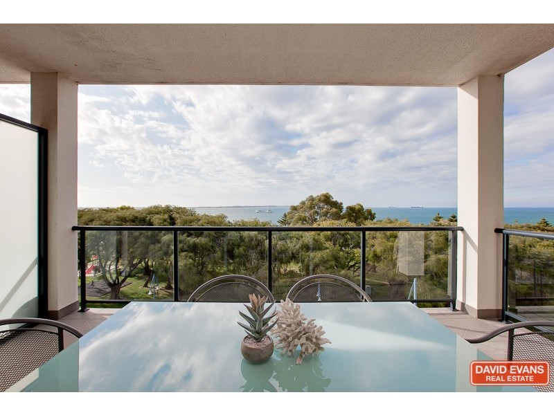 16/43 Rockingham Beach Road, Rockingham WA 6168