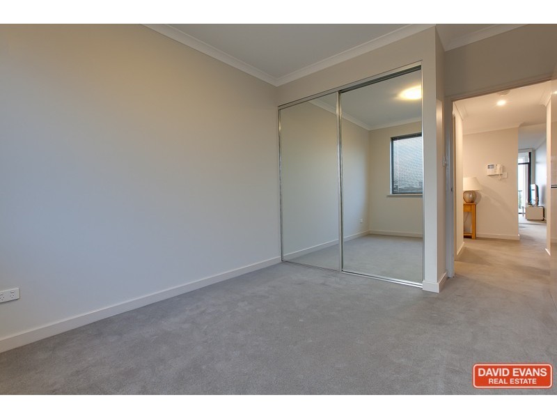 16/43 Rockingham Beach Road, Rockingham WA 6168