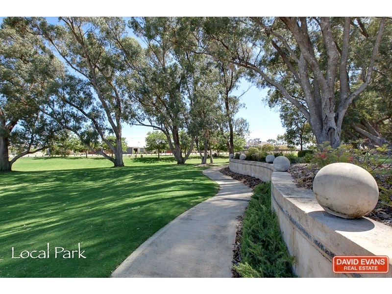 2 Moorei Lane, Baldivis WA 6171