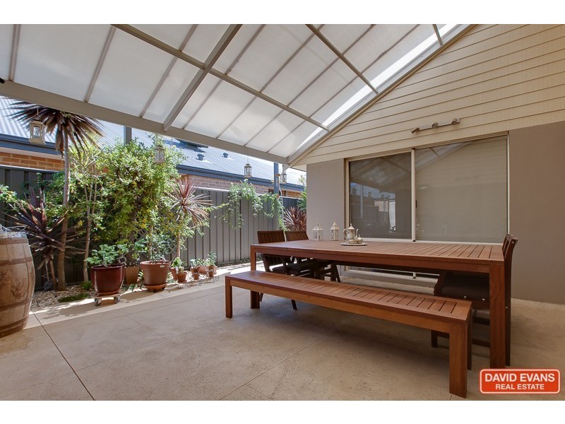 2 Moorei Lane, Baldivis WA 6171