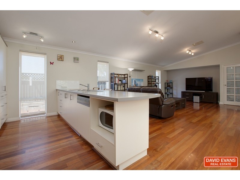 2 Moorei Lane, Baldivis WA 6171