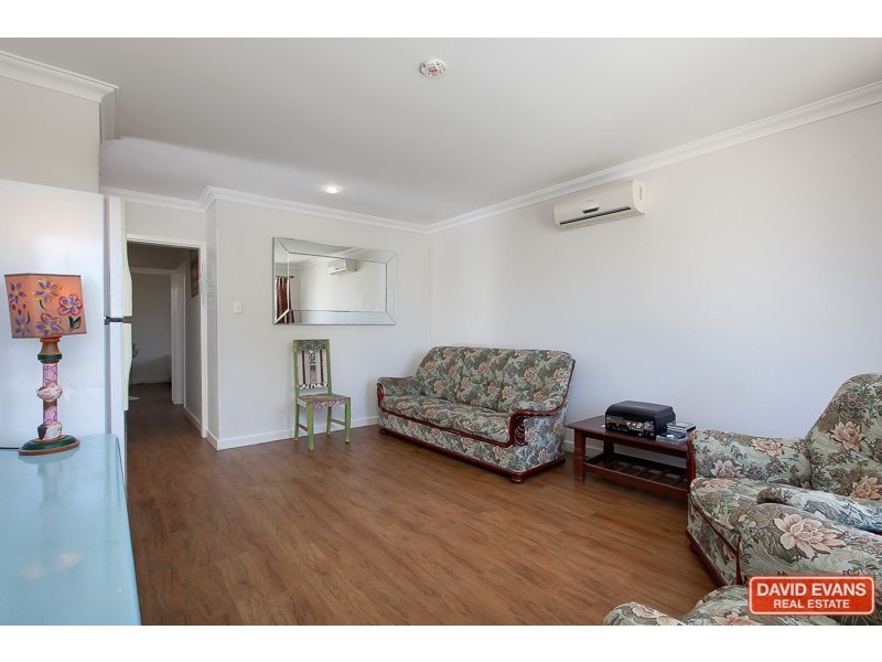 Unit 6 9-11 Gloucester Avenue, Shoalwater WA 6169