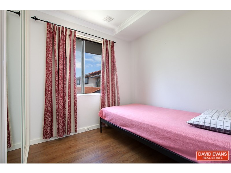 Unit 6 9-11 Gloucester Avenue, Shoalwater WA 6169