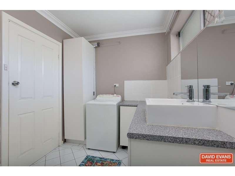 Unit 6 9-11 Gloucester Avenue, Shoalwater WA 6169