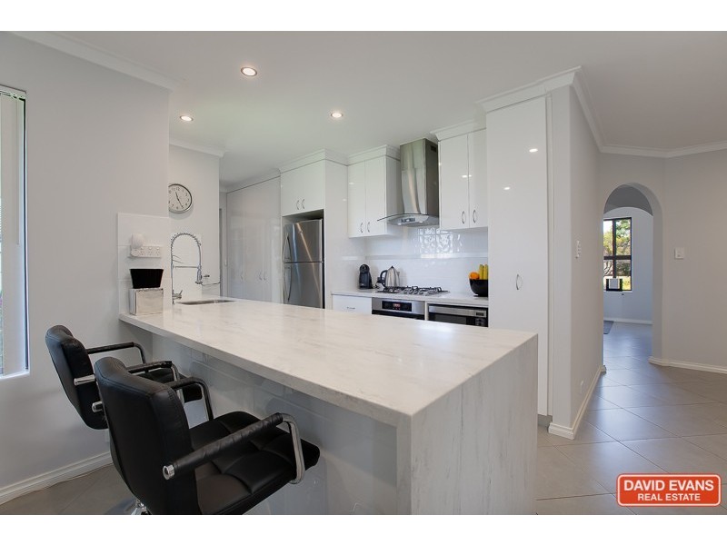 7 Suva Place, Cooloongup WA 6168