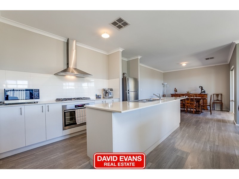 2 Daylight Entrance, Baldivis WA 6171