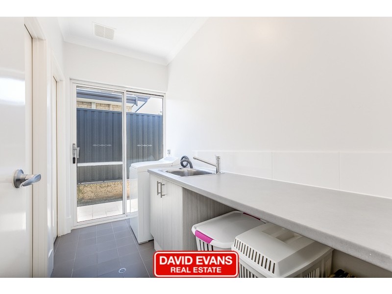 2 Daylight Entrance, Baldivis WA 6171