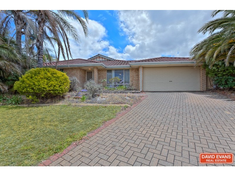 10 Nolin Court, Success WA 6164