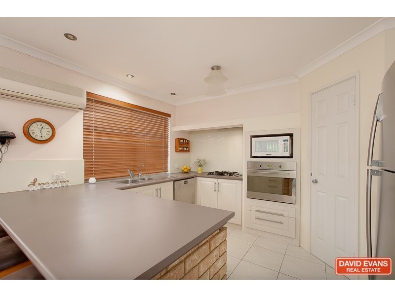 10 Nolin Court, Success WA 6164
