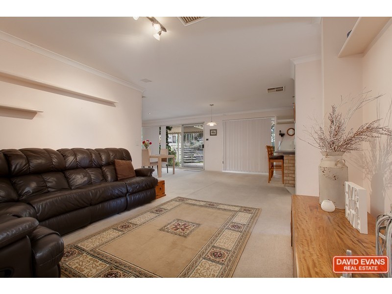 10 Nolin Court, Success WA 6164