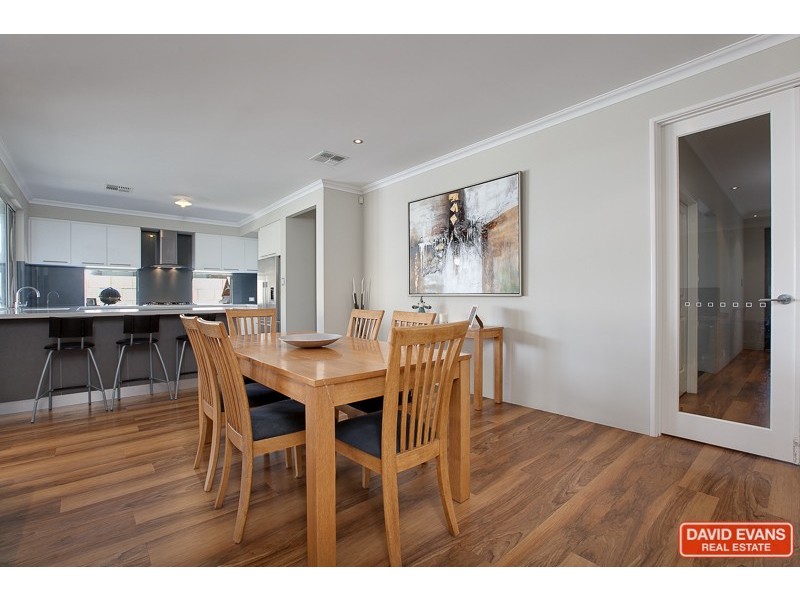 28 Holloways Ridge, Secret Harbour WA 6173