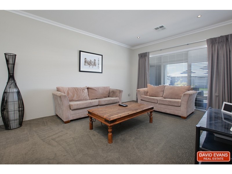 28 Holloways Ridge, Secret Harbour WA 6173