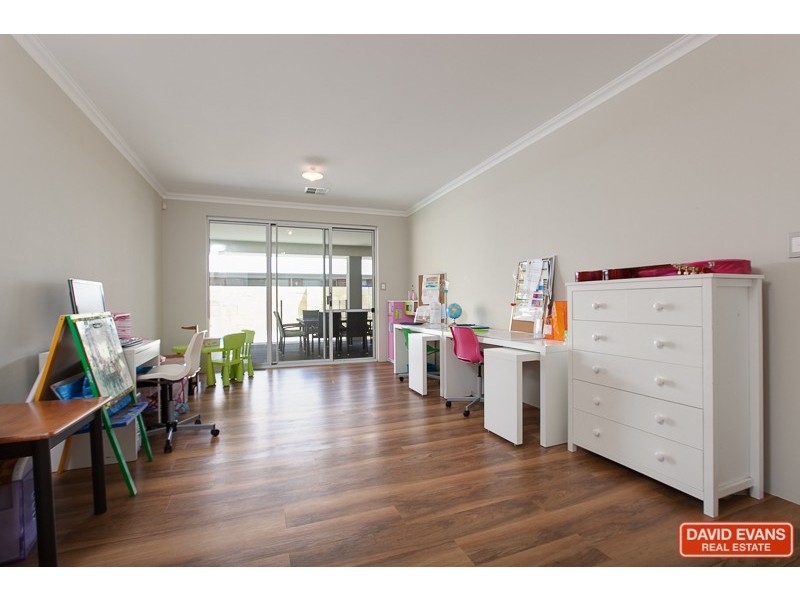 28 Holloways Ridge, Secret Harbour WA 6173