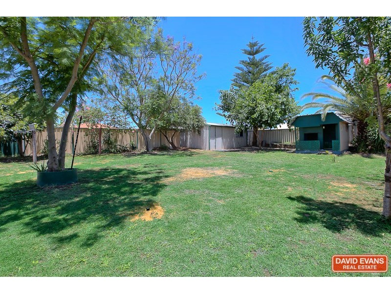 13 Mackay Place, Cooloongup WA 6168