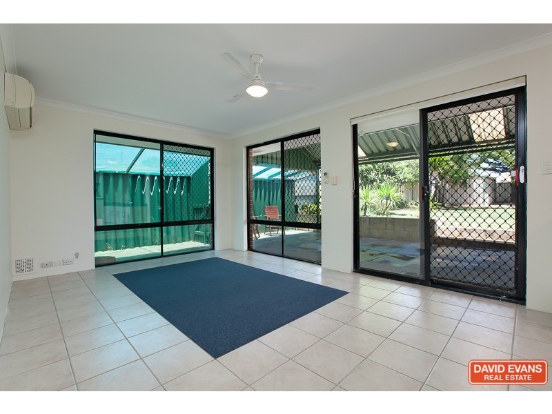 13 Mackay Place, Cooloongup WA 6168