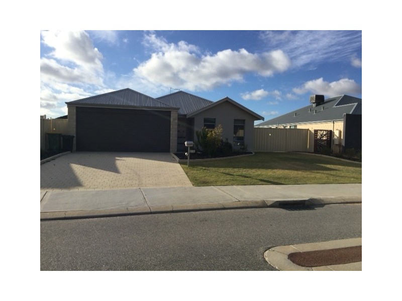 19 Naturaliste Drive, Pinjarra WA 6208