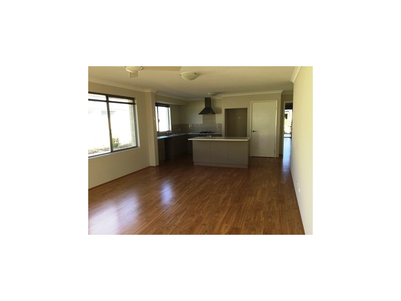 19 Naturaliste Drive, Pinjarra WA 6208