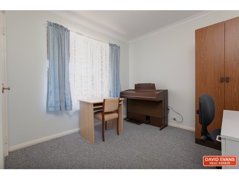 68 Honeysuckle Ramble, Halls Head WA 6210